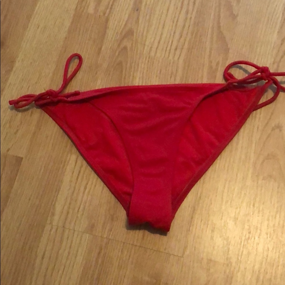 Red tie cheeky bikini bottoms